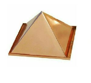 Copper Pyramid Size Approx 8 CM