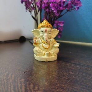 Small Cream Ganesh Size Approx 3 Inch